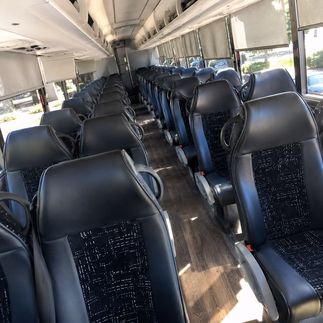charter buses to malibu wineries along pch and mulholland highway