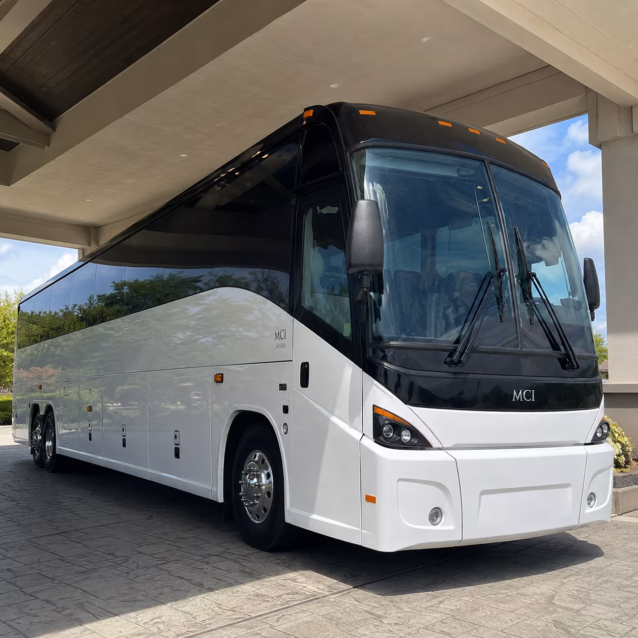 corporate and production group airport transfers across the santa monica corridor