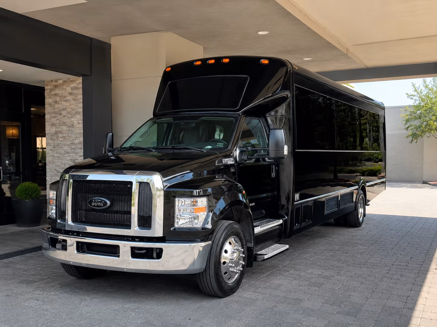 party buses for samohi prom night in santa monica